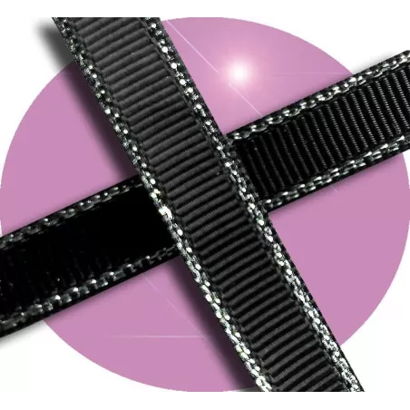 Lacets plats noirs au&nbsp;liseret&nbsp;argenté pour vos chaussures