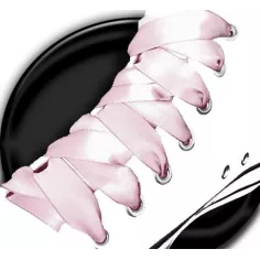 Lacets soyeux en satin rose pâle. pour vos chaussures