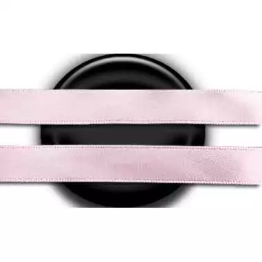 Lacets soyeux en satin rose pâle. pour vos chaussures