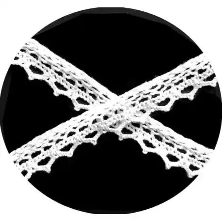 Lacets en crochet blanc pour vos chaussures