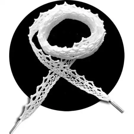 Lacets en crochet blanc pour vos chaussures