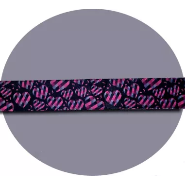 Lacets satin&nbsp;noir coeurs&nbsp;à carreaux roses pour vos…