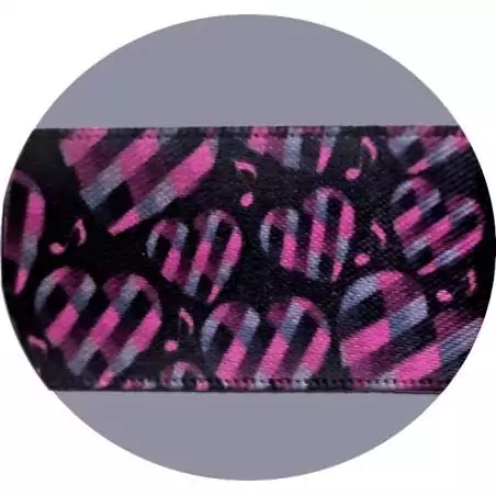 Lacets satin noir coeurs à carreaux roses pour vos chaussures