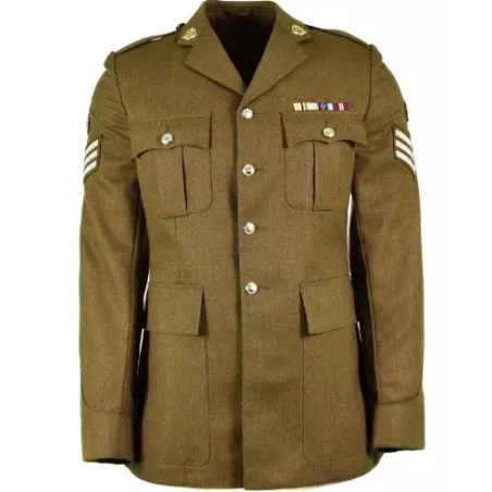 Lacets verts kaki plats, longs dans boutique de vente en…