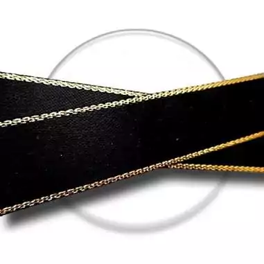 Lacets larges satin noir à liseret doré pour vos chaussures