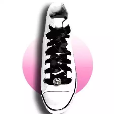 Envie de décorer vos chaussures ? Décorations Tête de mort & papillon