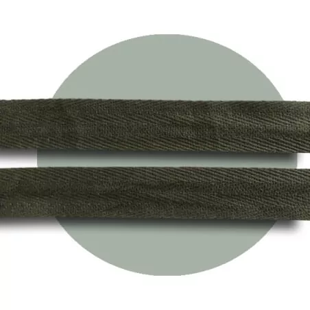 Lacets larges coton kaki armée pour vos chaussures Lacets larges coton kaki armée pour vos chaussures
