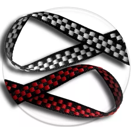 Lacets damier noir / blanc ou rouge pour vos chaussures
