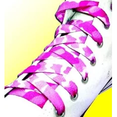 Lacets plats rose camouflage pour vos chaussures